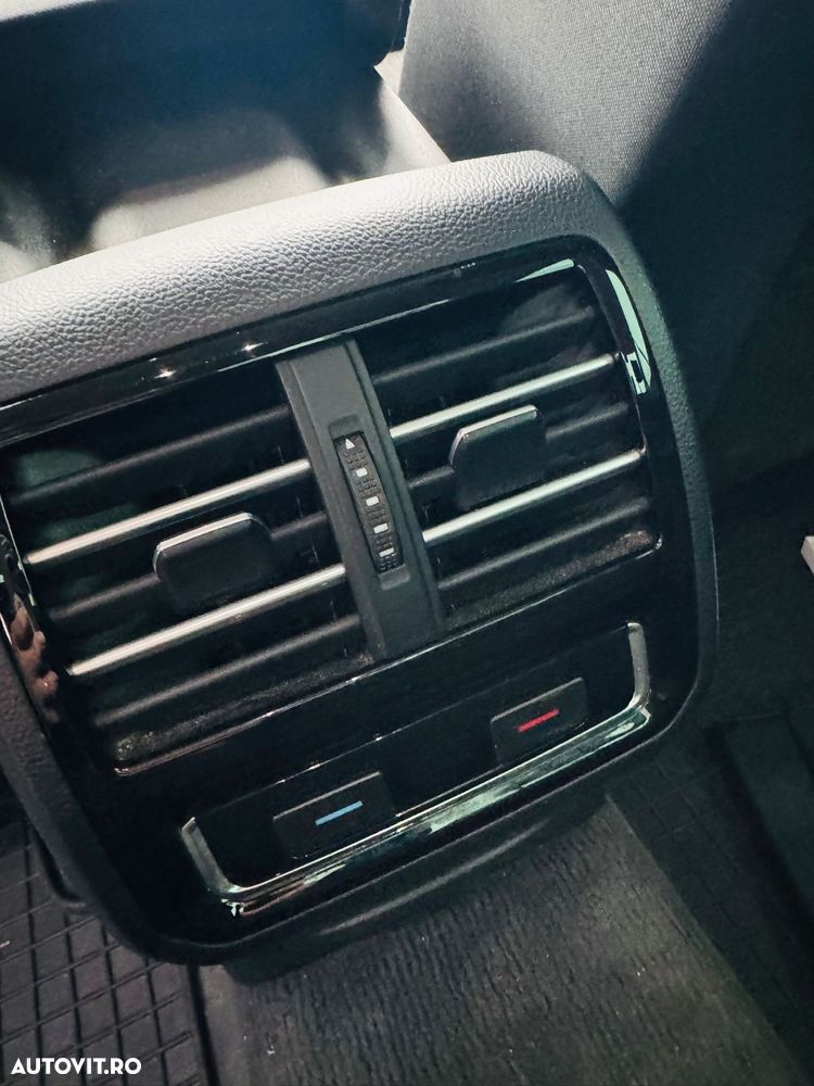 Volkswagen Passat 2.0 TDI DSG Comfortline - 11