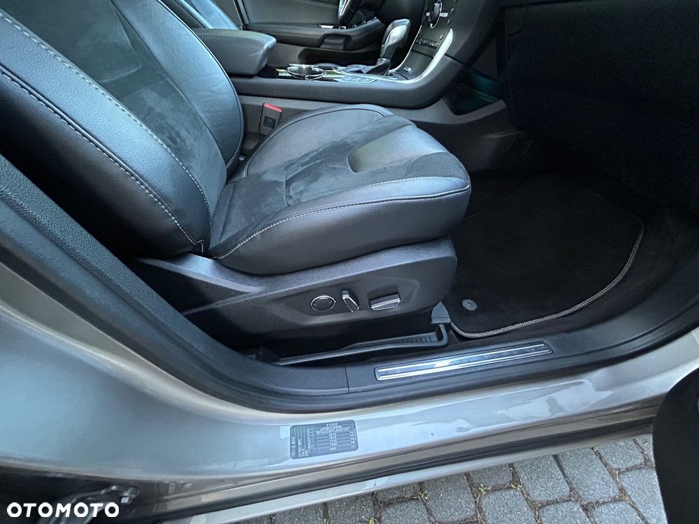 Ford S-Max - 33