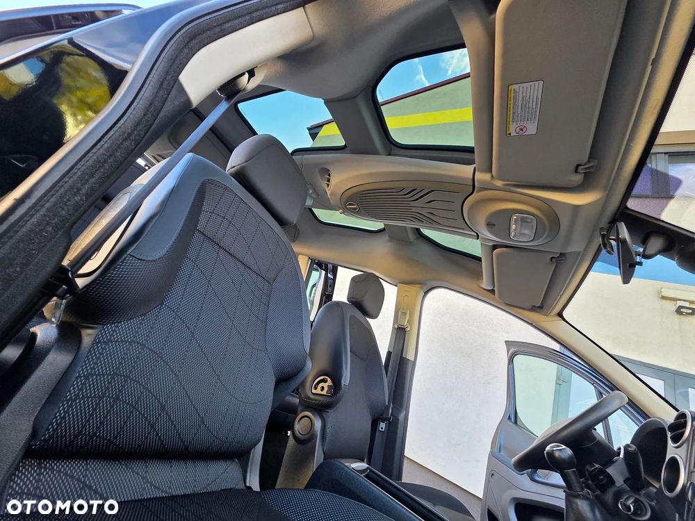 Peugeot Partner Tepee HDi FAP 110 Tendance mit Familien-Paket - 36