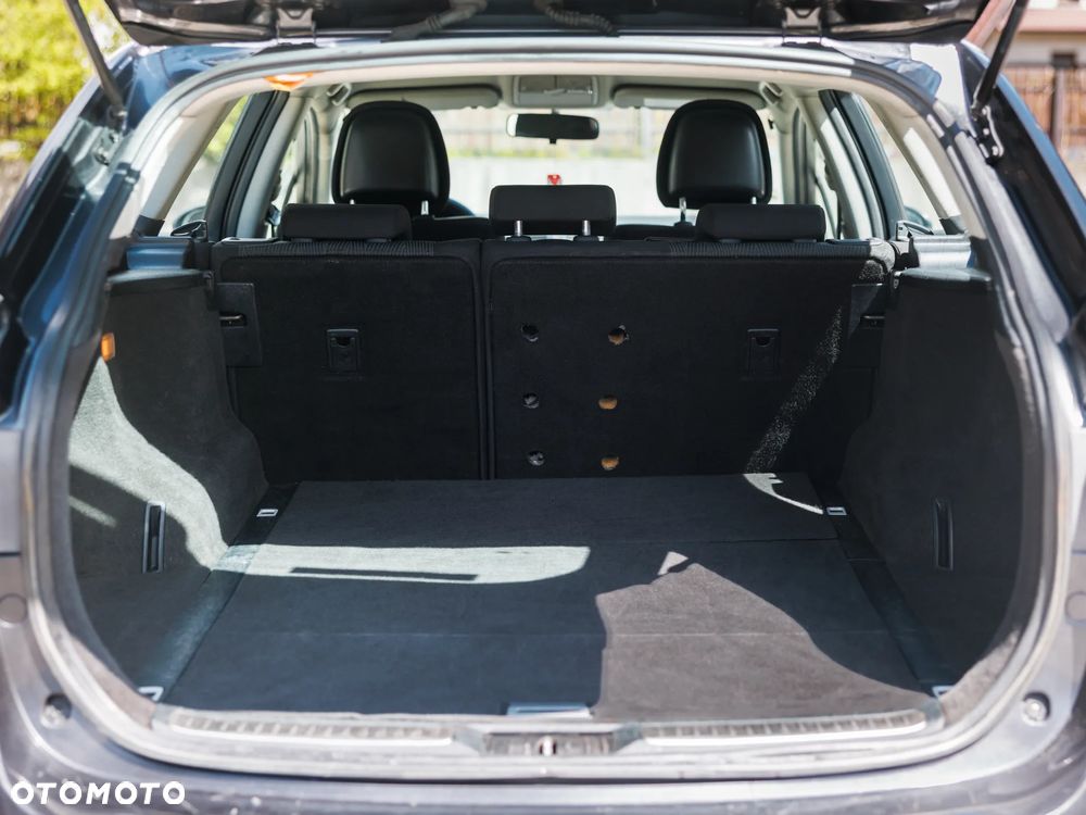 Toyota Avensis - 7