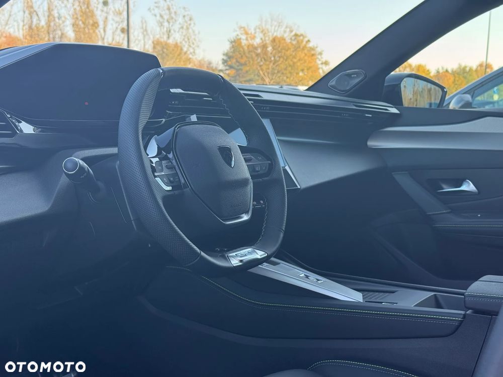 Peugeot 408 1.2 PureTech mHEV GT S&S e-DSC6 - 24