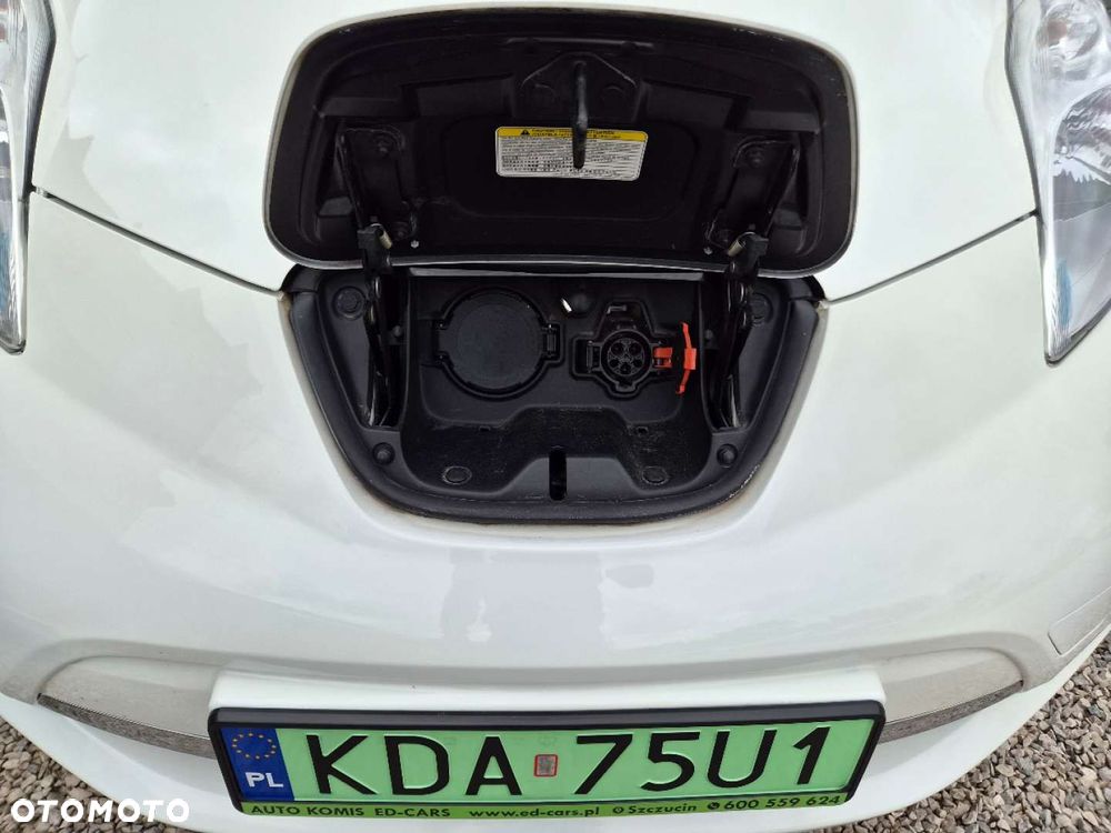 Nissan Leaf - 32