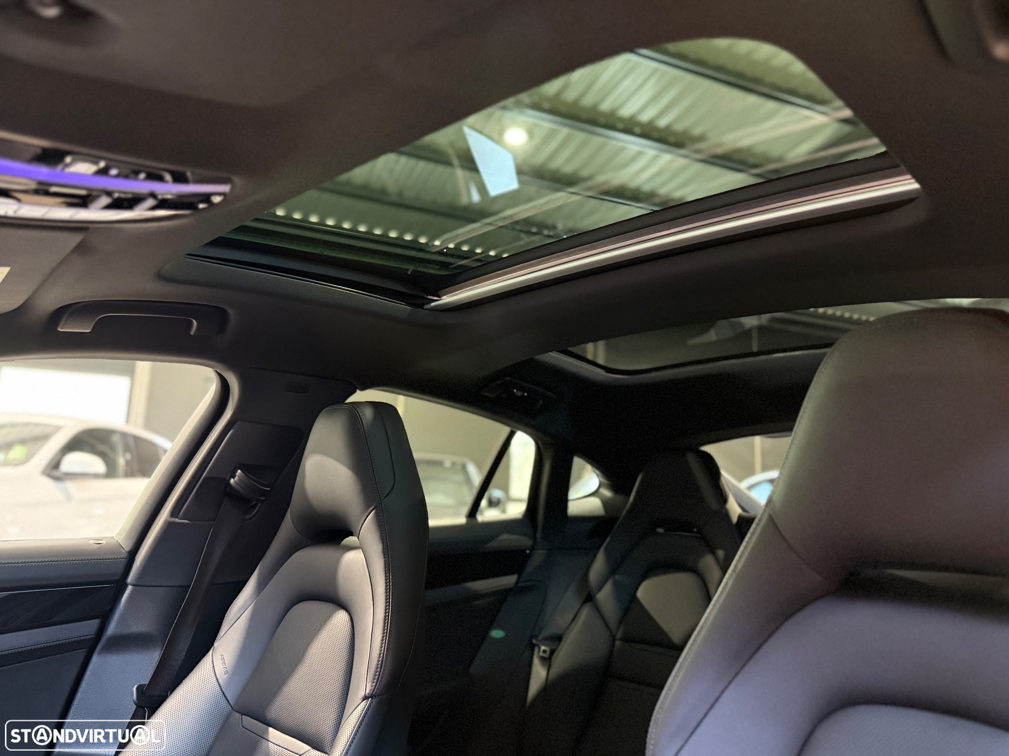 Porsche Panamera 4 E-Hybrid Platinum Edition com PDLS - 39