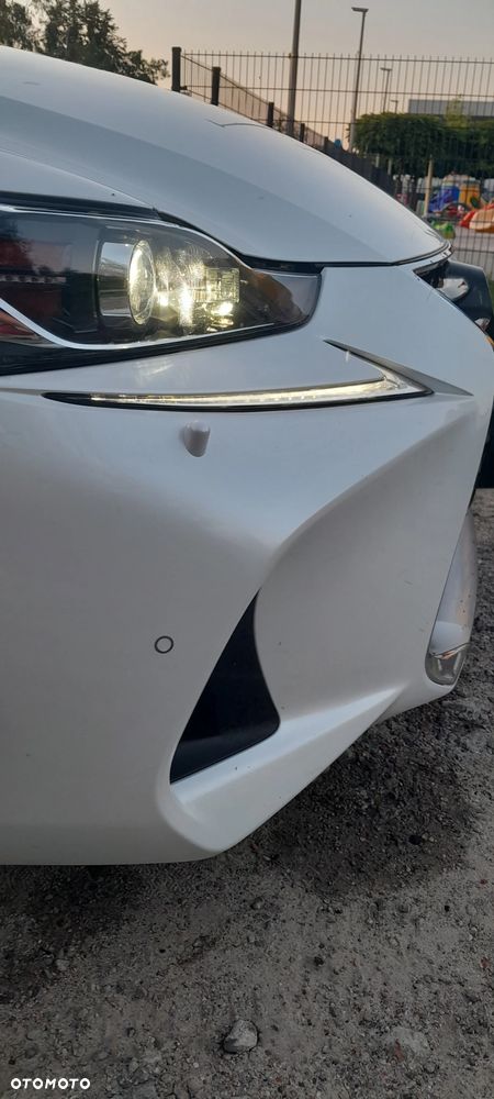 Lexus IS 200t / 300 Elegance - 6