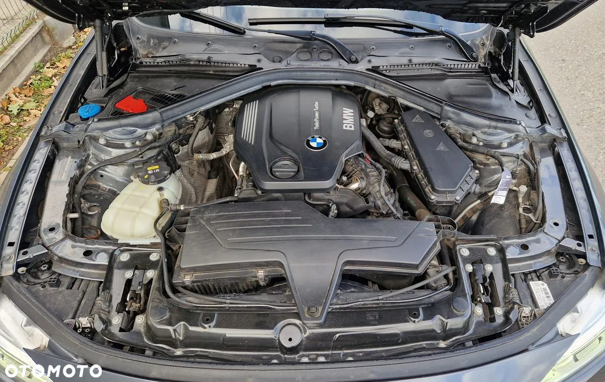 BMW Seria 3 320d Luxury Line - 6
