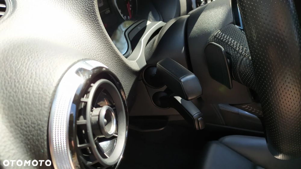 Audi A3 Sportback 2.0 TDI S tronic S line Sportpaket - 36
