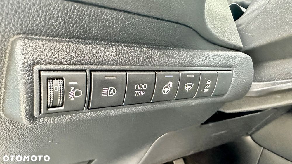 Toyota Corolla 2.0 Hybrid Style - 17