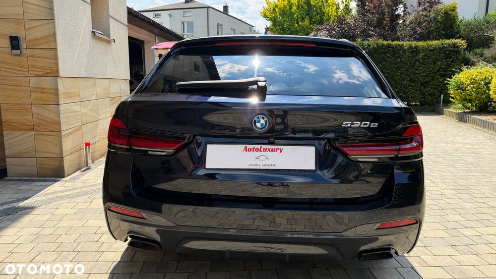 BMW Seria 5 530e M Sport Edition - 10