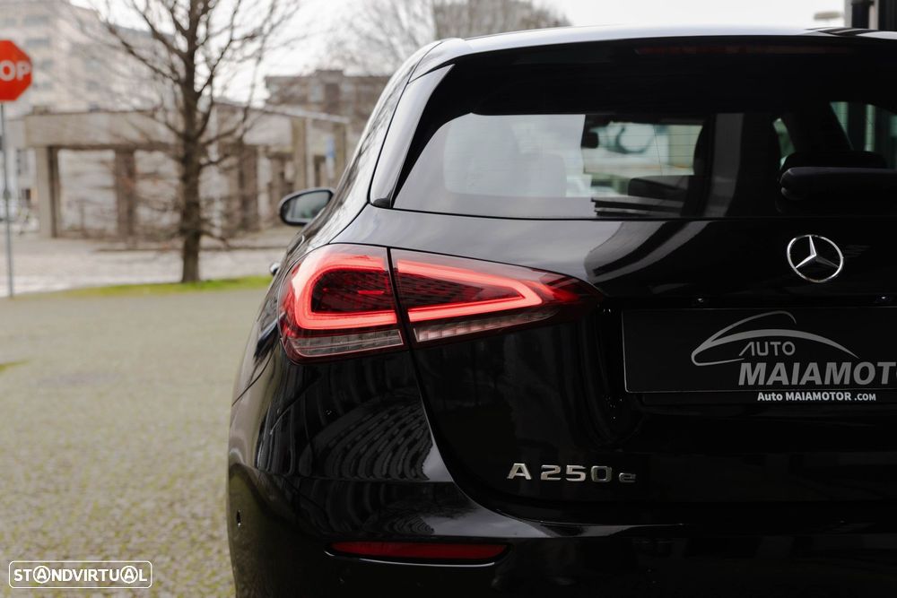 Mercedes-Benz A 250 e Style Plus - 17