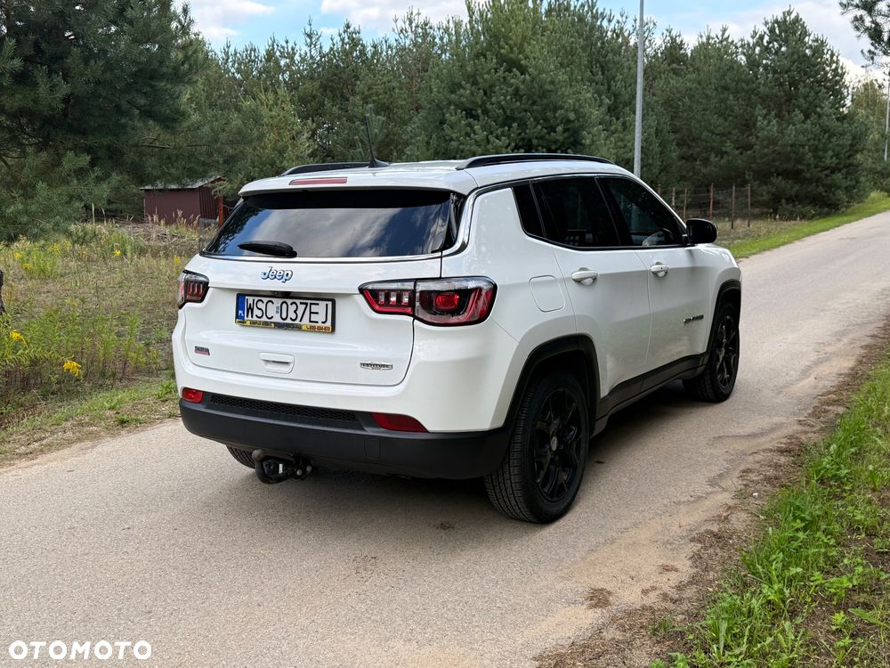 Jeep Compass - 4