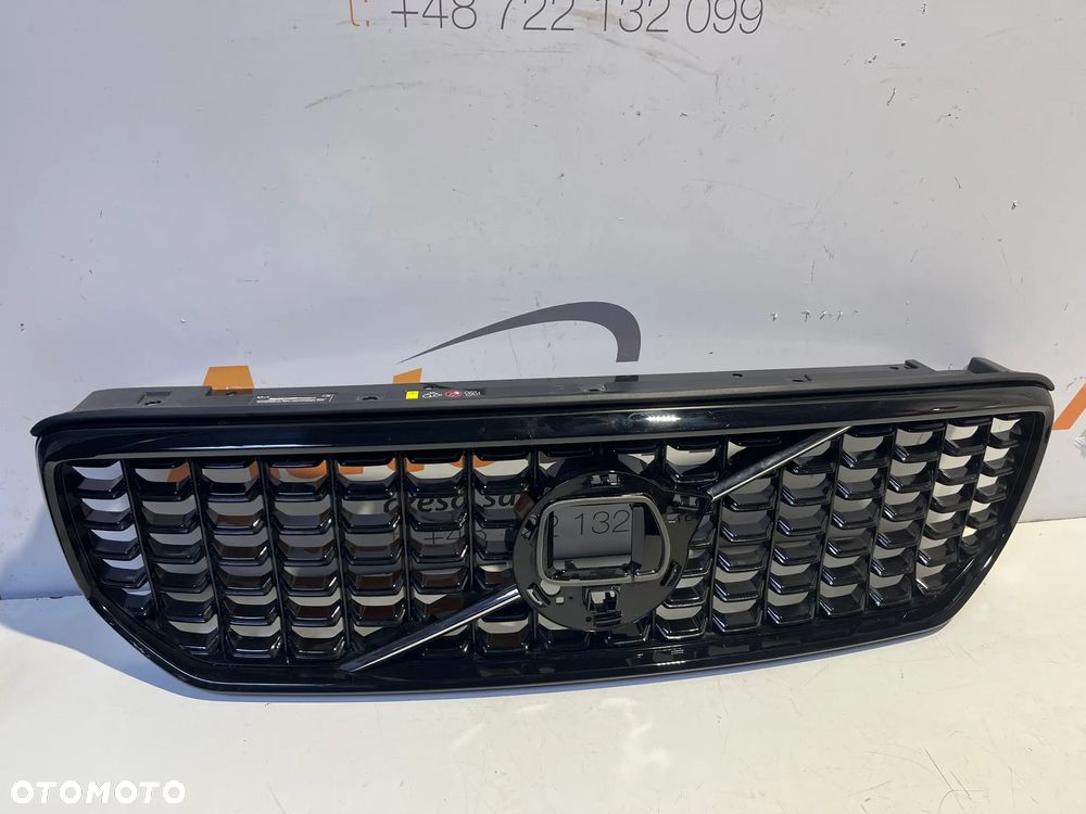 Volvo XC40 XC-40 Lift 22- R-Design Atrapa Grill Kratka Zderzaka Przód - 1