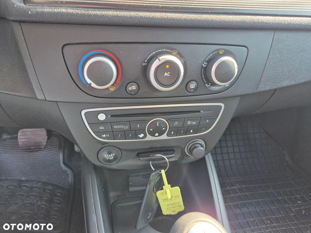 Renault Megane 1.6 16V 100 Authentique - 9