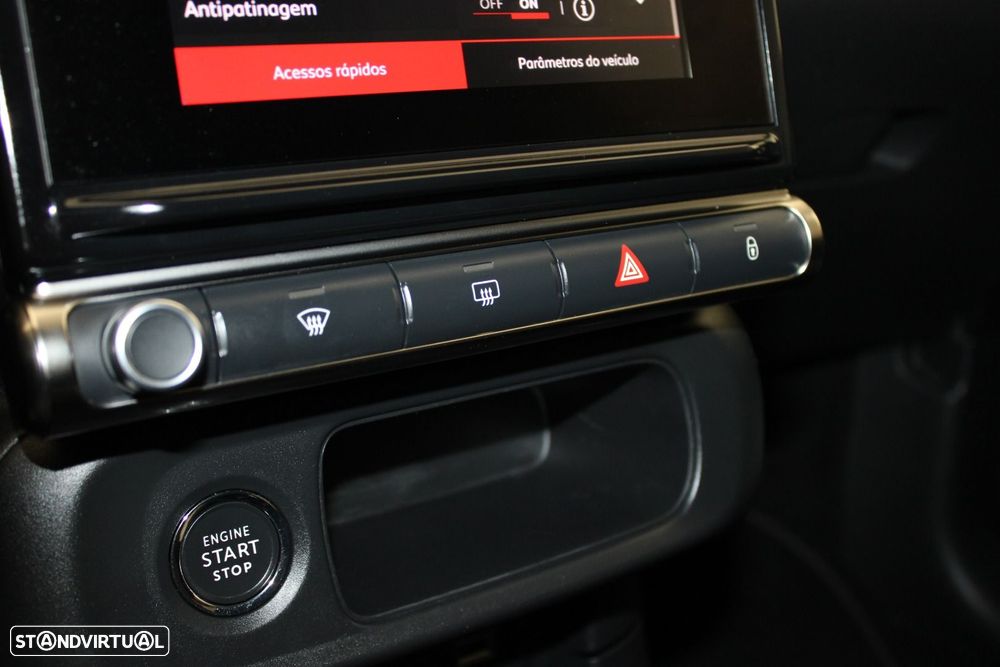 Citroën C3 1.2 PureTech Shine - 19