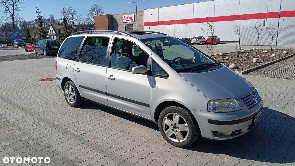 Volkswagen Sharan 1.9 TDI Comfortline - 3