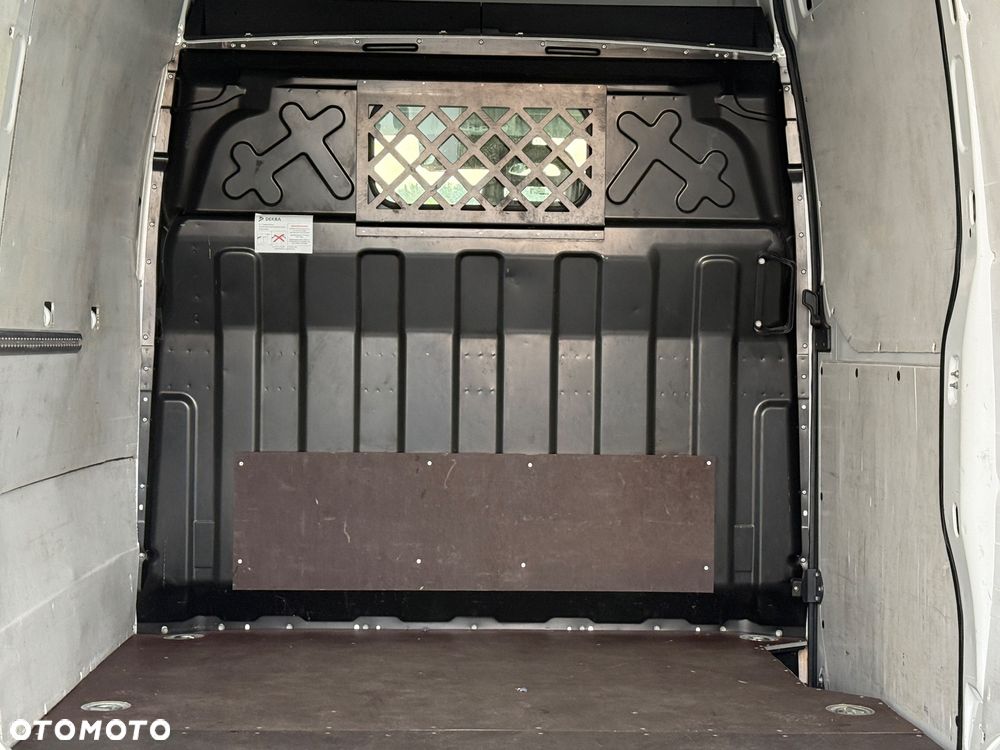 Iveco 2022/Daily/Średni/160 KM/manual/Klima/PDC/ bardzo dobry stan - 12