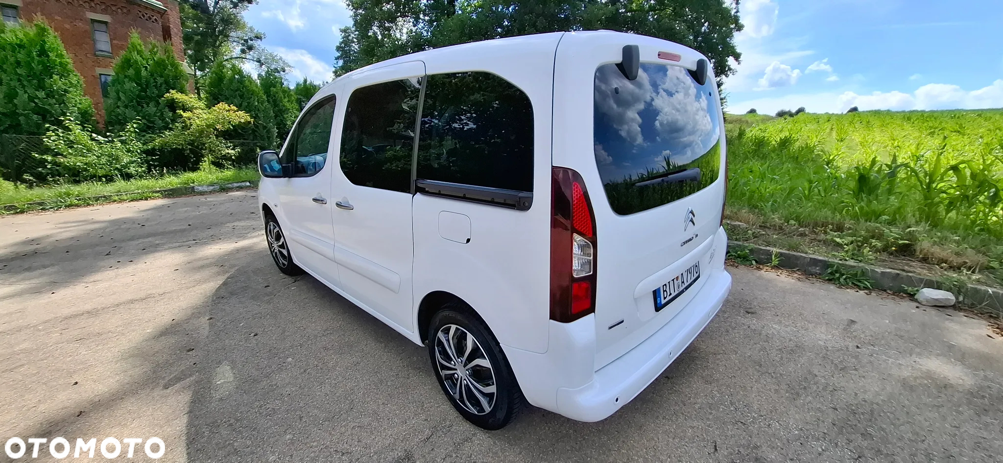 Citroën Berlingo Multispace BlueHDi 120 S&S SHINE - 3