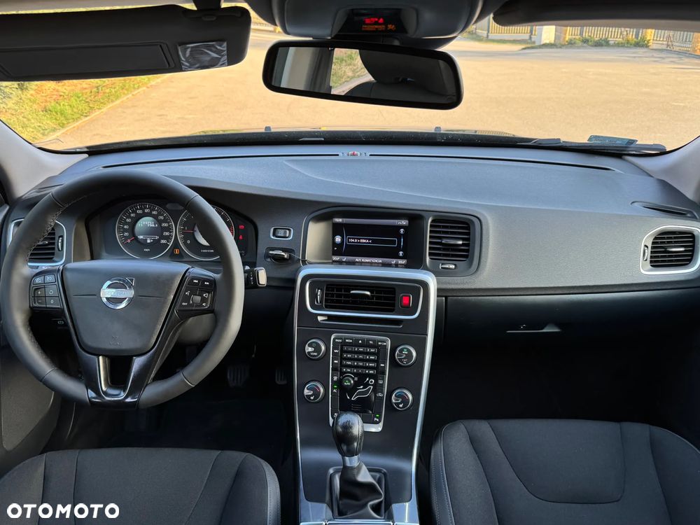 Volvo S60 D3 Edition Pro - 11
