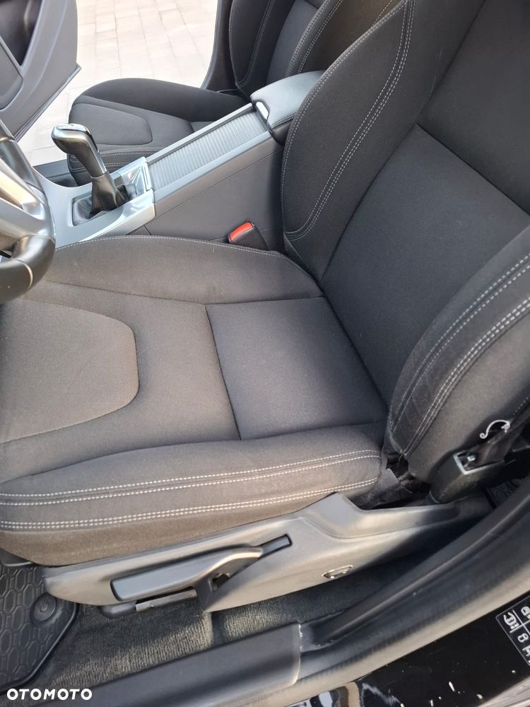 Volvo V60 D3 Kinetic - 18