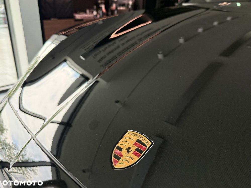 Porsche Cayenne - 8