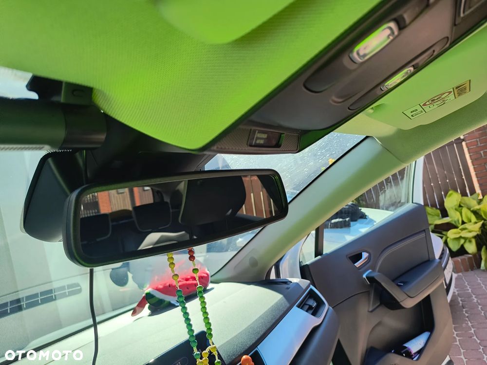 Renault Captur - 23