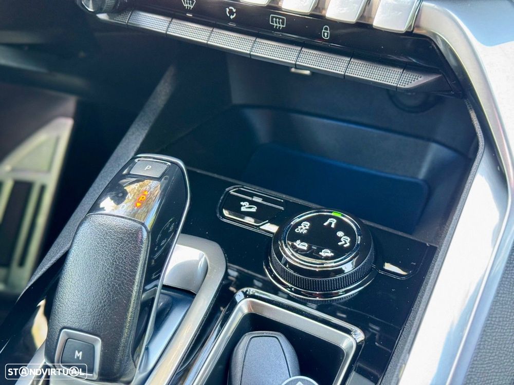 Peugeot 3008 1.6 BlueHDi GT Line Grip Control EAT6 - 34