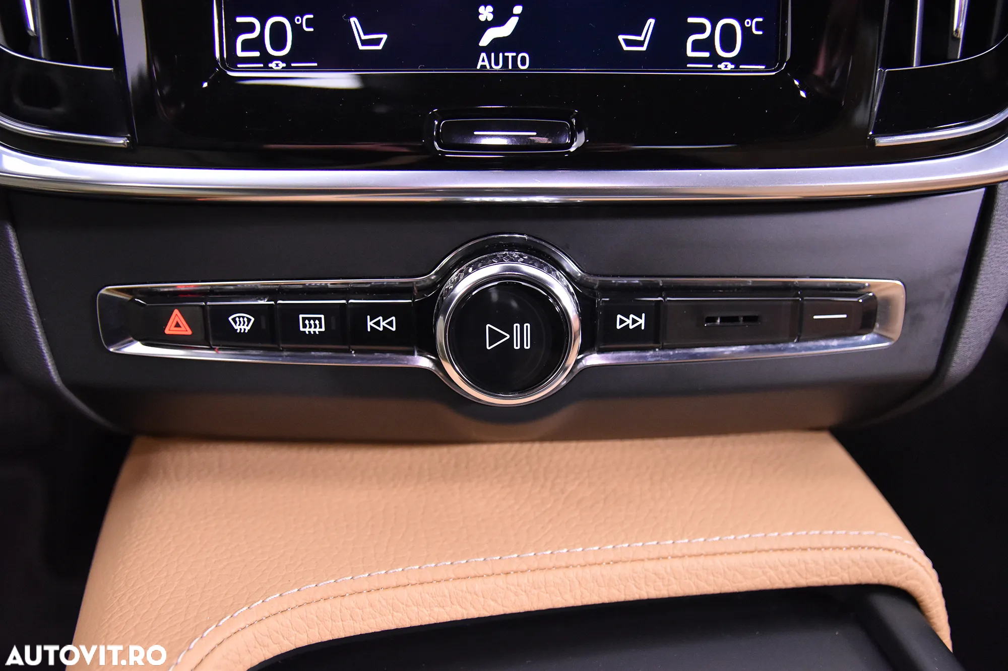 Volvo S90 - 17