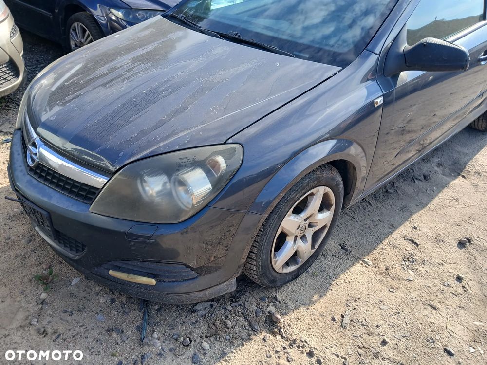opel astra H 3 3D III Z168  maska pokrywa silnika klapa bagażnika zderzak lampa reflektor pas przedni - 1