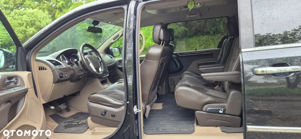 Lancia Voyager 2.8CRD Gold - 5
