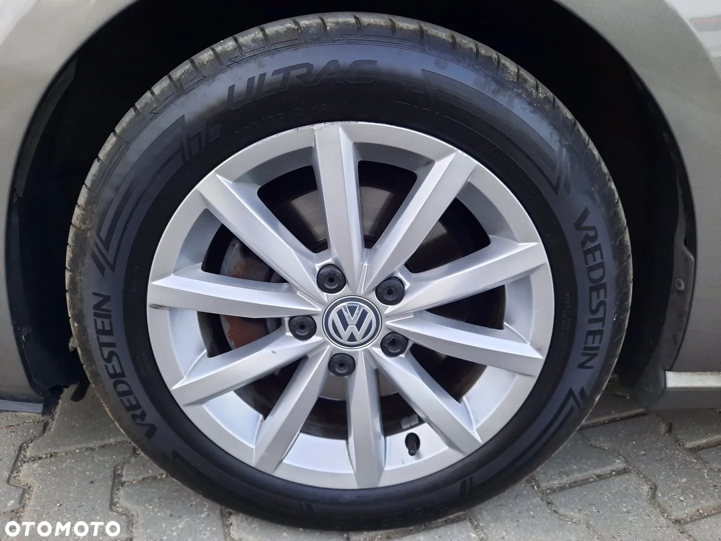 Volkswagen Golf 1.6 TDI BlueMotion Technology Lounge - 11