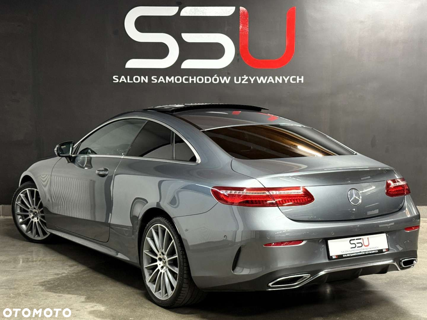 Mercedes-Benz Klasa E 220 d Coupe 9G-TRONIC AMG Line - 4