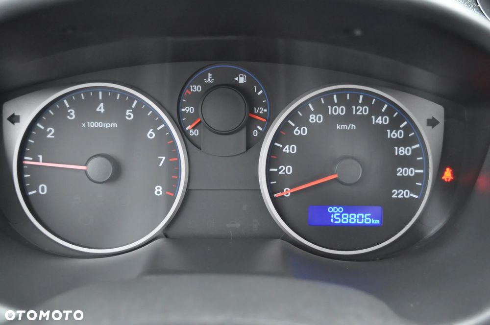 Hyundai i20 1.2 Fifa World Cup Edition - 25