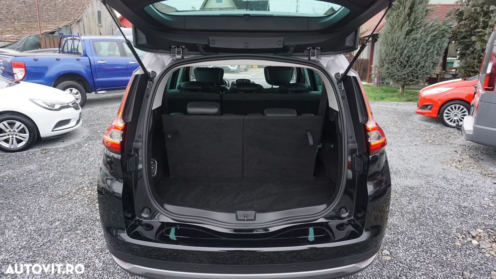 Renault Grand Scenic ENERGY TCe 130 BOSE EDITION - 14