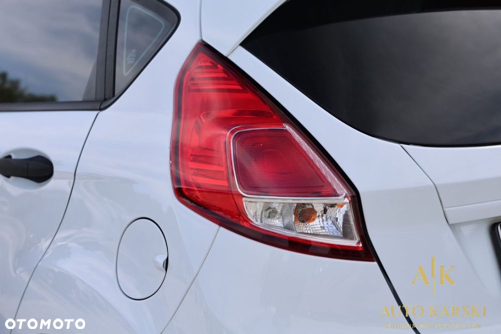 Ford Fiesta - 17