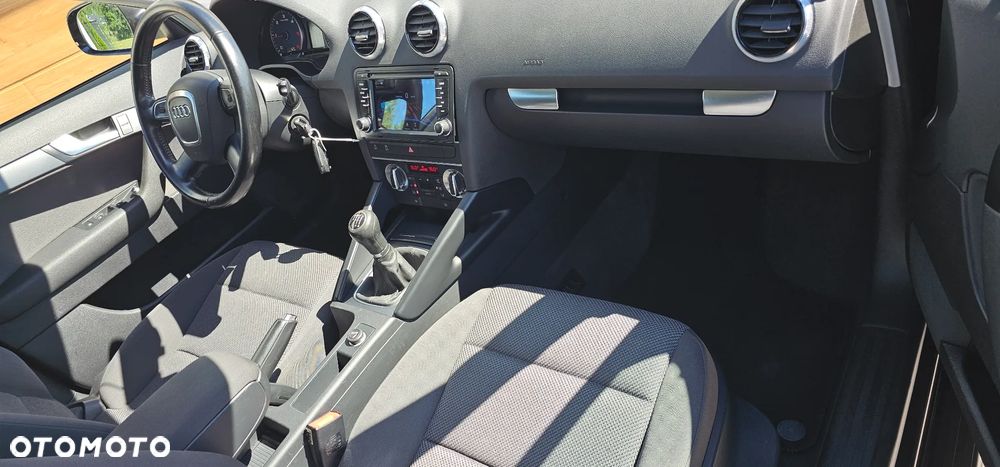 Audi A3 Sportback 2.0 TDI DPF Attraction - 27