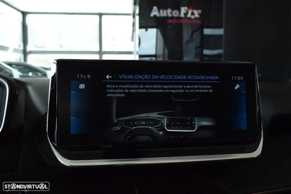 Peugeot 2008 1.5 BlueHDi Allure EAT8 - 33