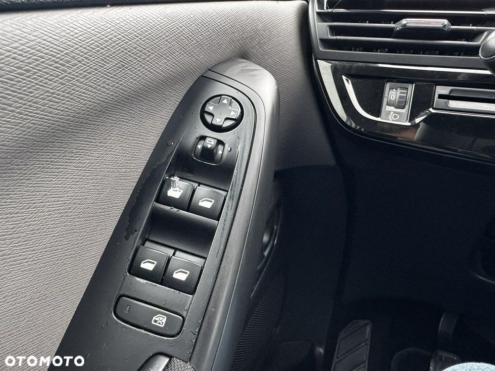 Citroën C4 Grand Picasso BlueHDi 120 SELECTION - 18