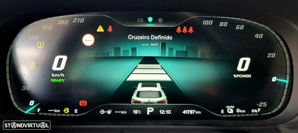 MG EHS PHEV Luxury - 9