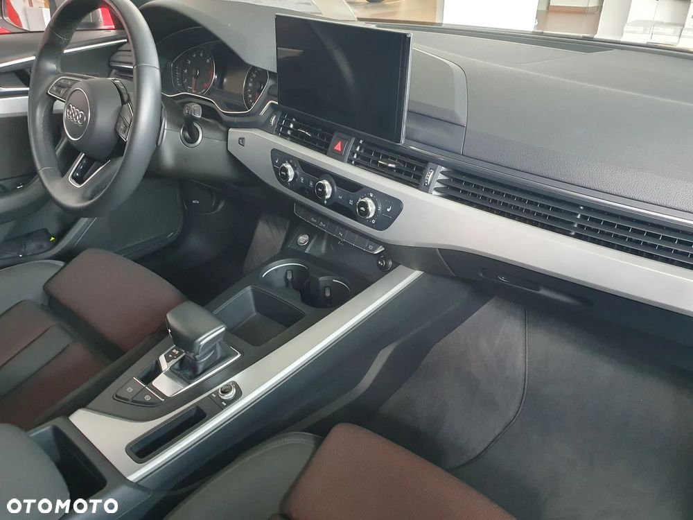 Audi A4 Avant 35 TFSI S tronic - 9