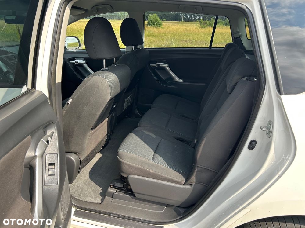 Toyota Verso 2.0 D-4D Sol plus 7os - 12