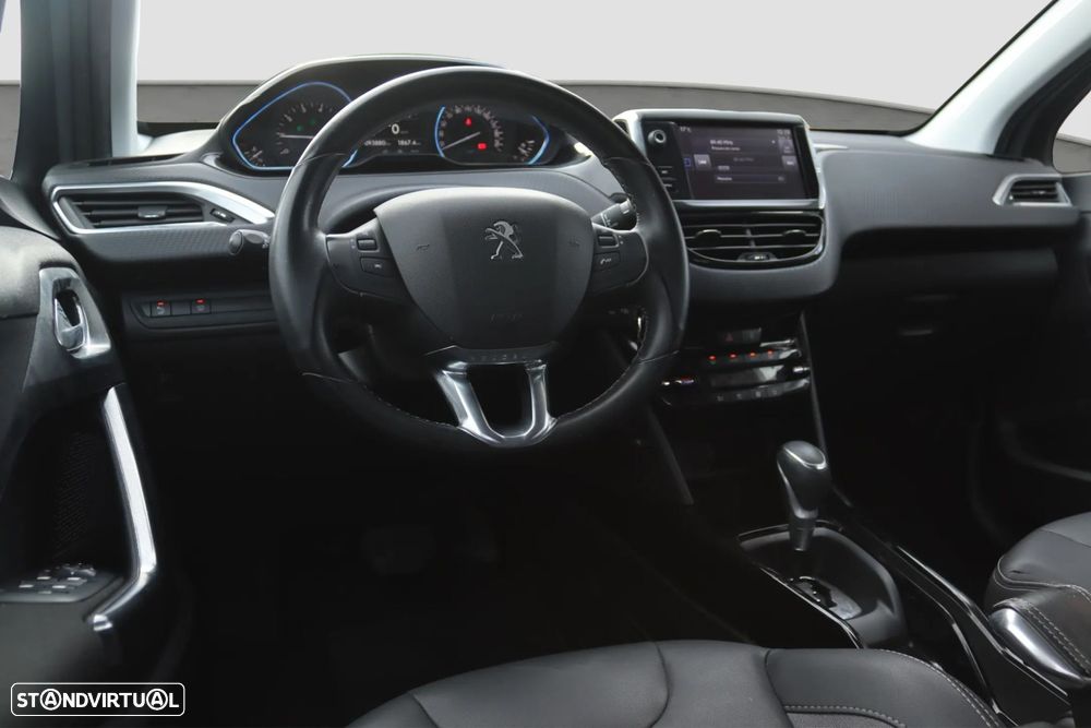 Peugeot 2008 - 4