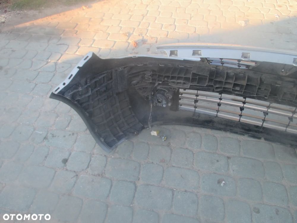 Zderzak Renault Scenic II lift TEC66 - 12