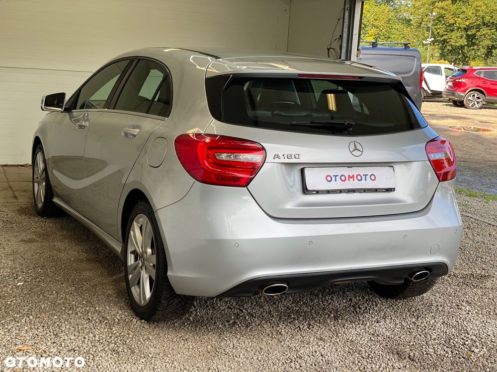 Mercedes-Benz Klasa A 180 (BlueEFFICIENCY) Style - 4