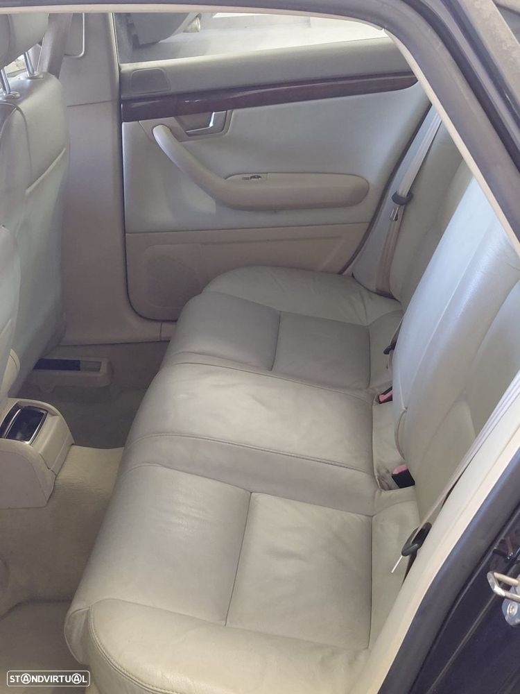 Audi A4 1.8 T Multitronic - 21