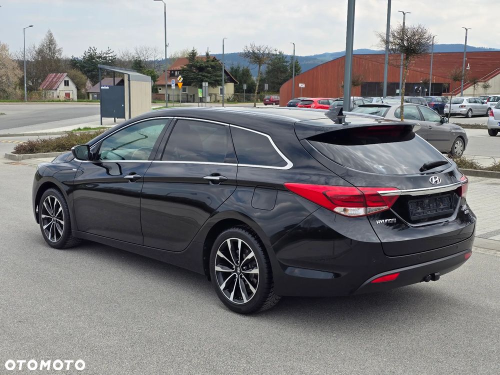 Hyundai i40 Kombi 1.7 CRDi DCT Premium - 2