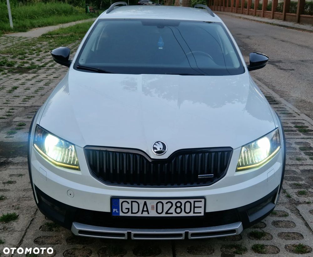 Skoda Octavia Scout 2.0 TDI 4x4 - 11