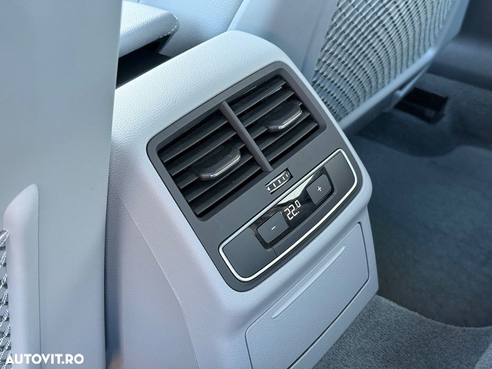 Audi A4 2.0 TDI S tronic quattro design - 25