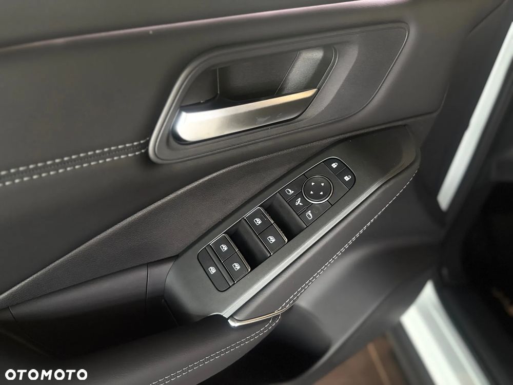 Nissan Qashqai 1.3 DIG-T MHEV N-Connecta Xtronic - 22