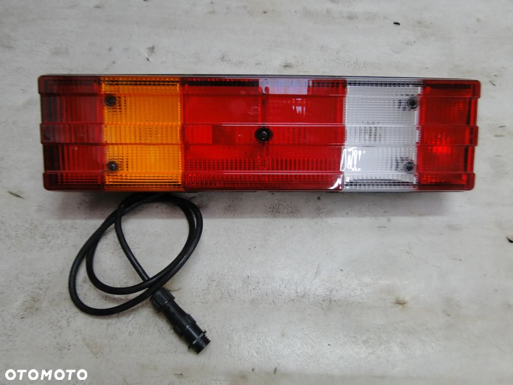 MERCEDES ATEGO ACTROS LAMPA LEWA TYŁ TYLNA EUROPA - 1