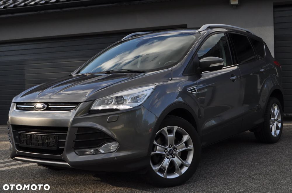 Ford Kuga 2.0 TDCi 2x4 Titanium - 28