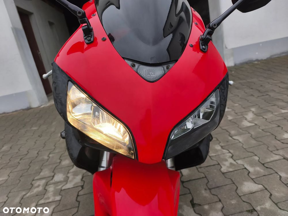 Honda CBR - 29